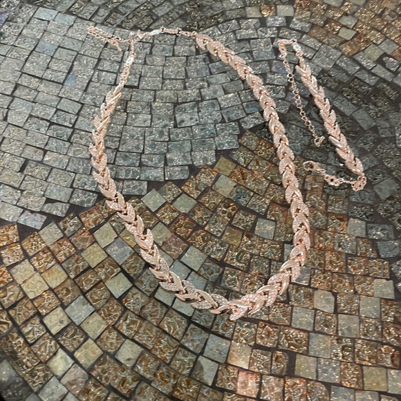 Necklace & Bracelet Set - Picture 7 of 9